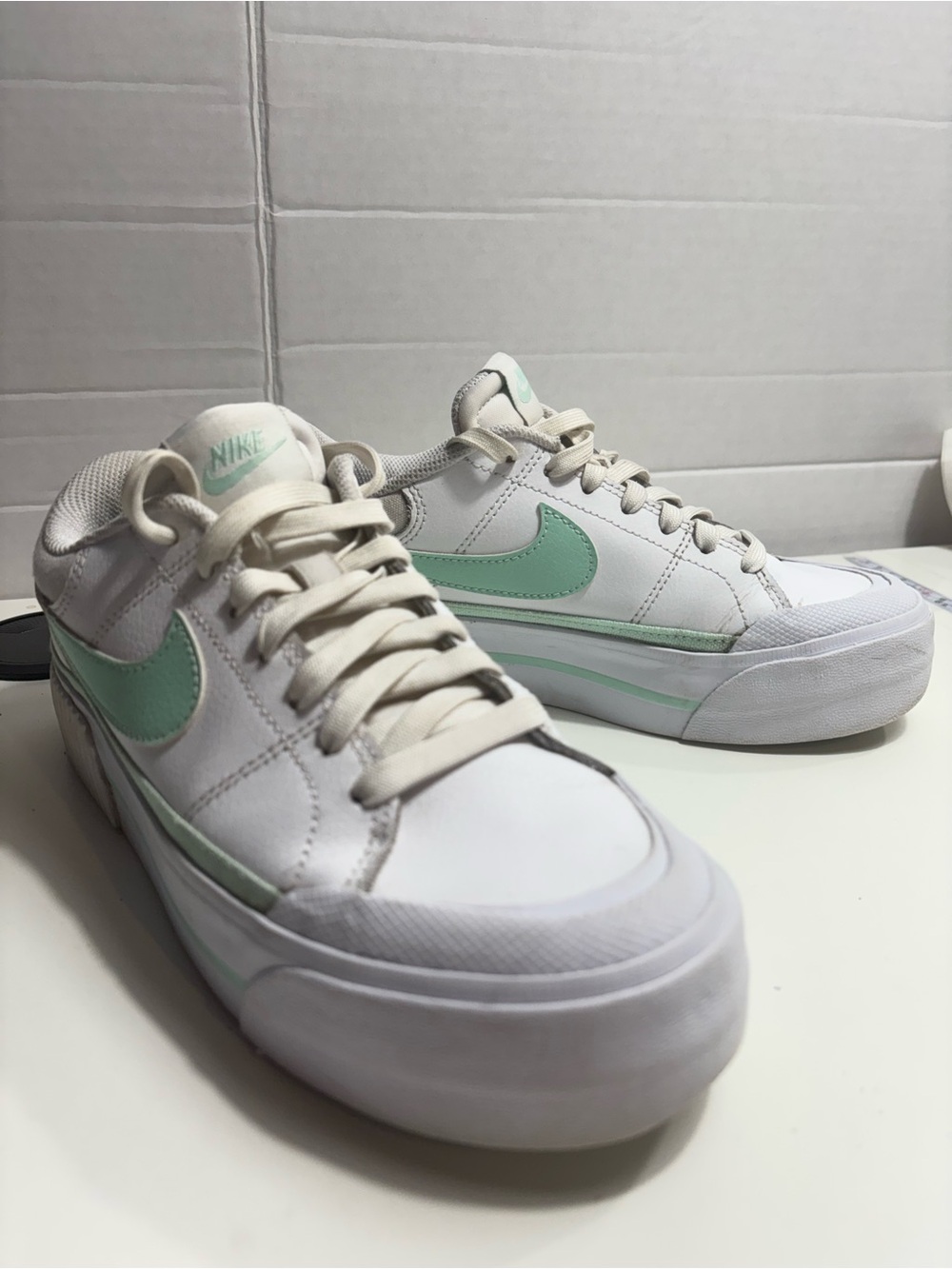 Nike Court Legacy Lift Platform Sneakers White Mint Foam Women's Size 6.5 - Picture 4 of 4